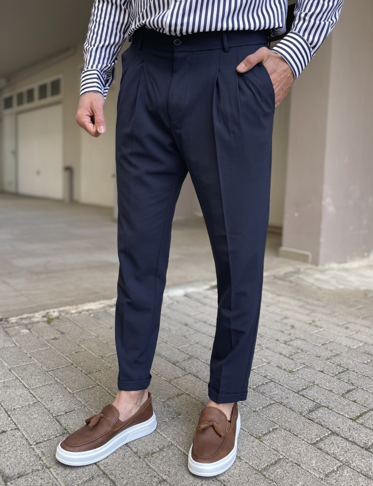 Ανδρικό μπλε υφασμάτινο παντελόνι με πιέτες και λάστιχο στην μέση FCL00495B φωτογραφία